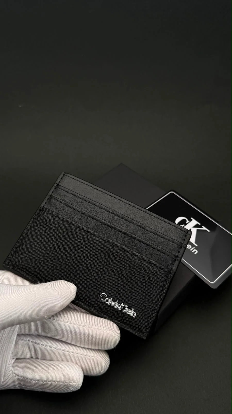 Calvin klein card holder
